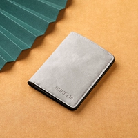 Мелкий серый