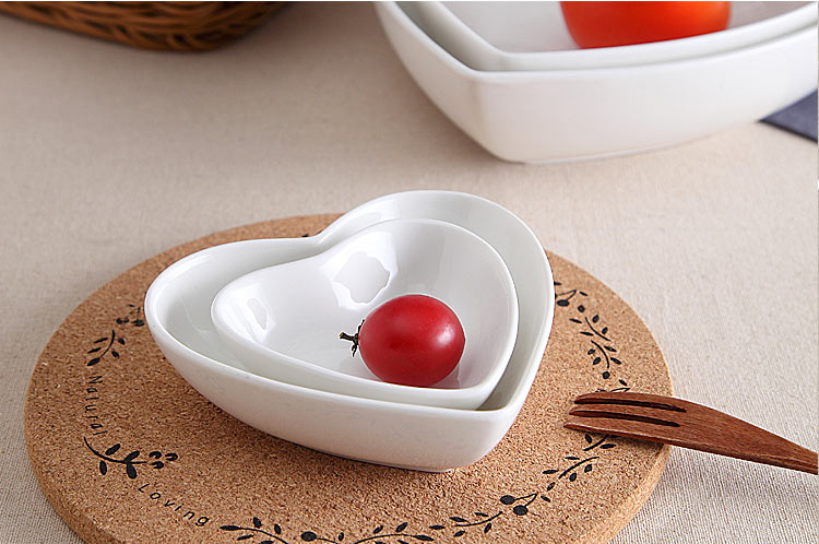 Bát hình trái tim bát gốm sáng tạo bát ăn sáng bát tây bát mì bát bát bắp cải nguyên chất Bộ đồ ăn gia đình Bắc Âu cung cấp đặc biệt đĩa nhựa