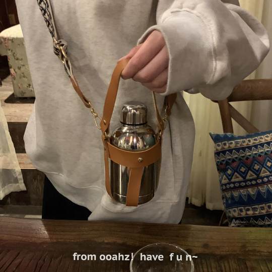 Botella pequeña de acero, termo, hervidor de acero inoxidable de alta gama/taza de agua portátil para estudiantes de buen aspecto, taza cruzada, estilo Harajuku