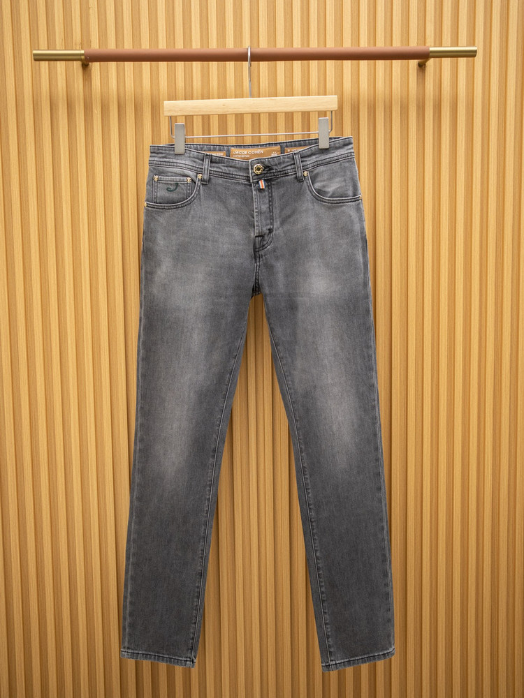 2025Jacobcohen限量版纽扣口袋完美水洗适合小直男时尚牛仔裤