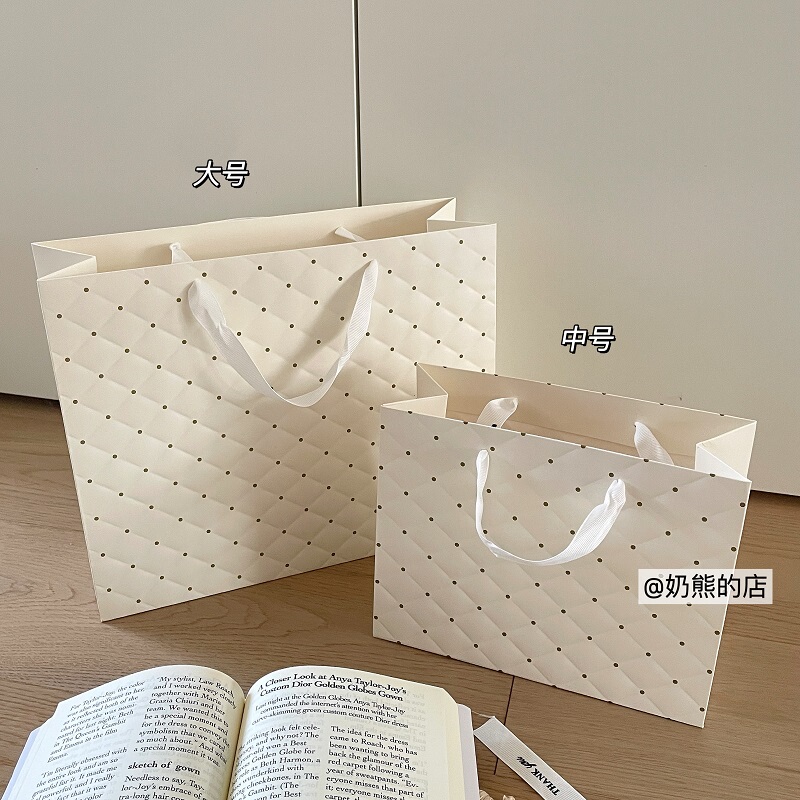 Casual Beige Polka Dot Gift Bag, Souvenir Packaging, Gift Packaging, Clothing Shopping, Satchel Paper Bag, Gift Bag