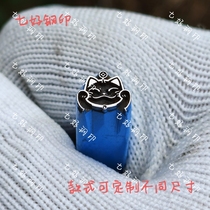 Lucky cat with blessing character shy cat chubby and cute chisel-engraved gold and silver jewelry steel-printed chisel carving knife