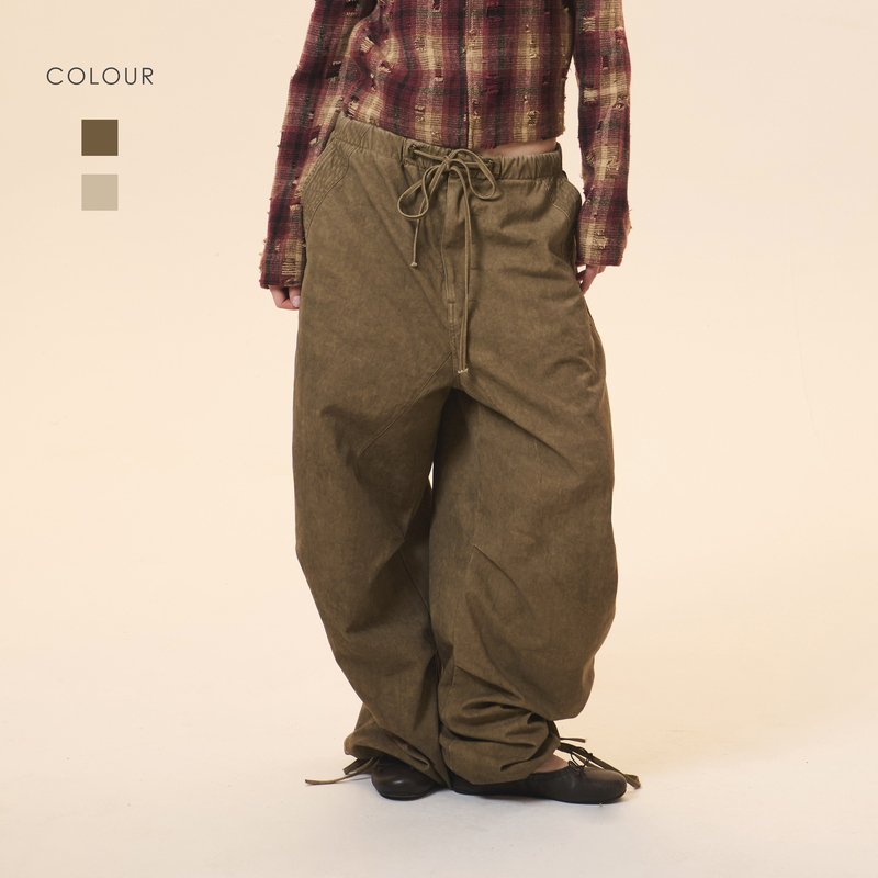 Cozydoll Barn-Style American Retro Washed and Distressed Relaxed Fit Pleated Drawstring Workwear Paratrooper Pants Cozydoll Barn-Style American Retro Washed and Distressed Relaxed Fit Pleated Drawstring Workwear Paratrooper Pants