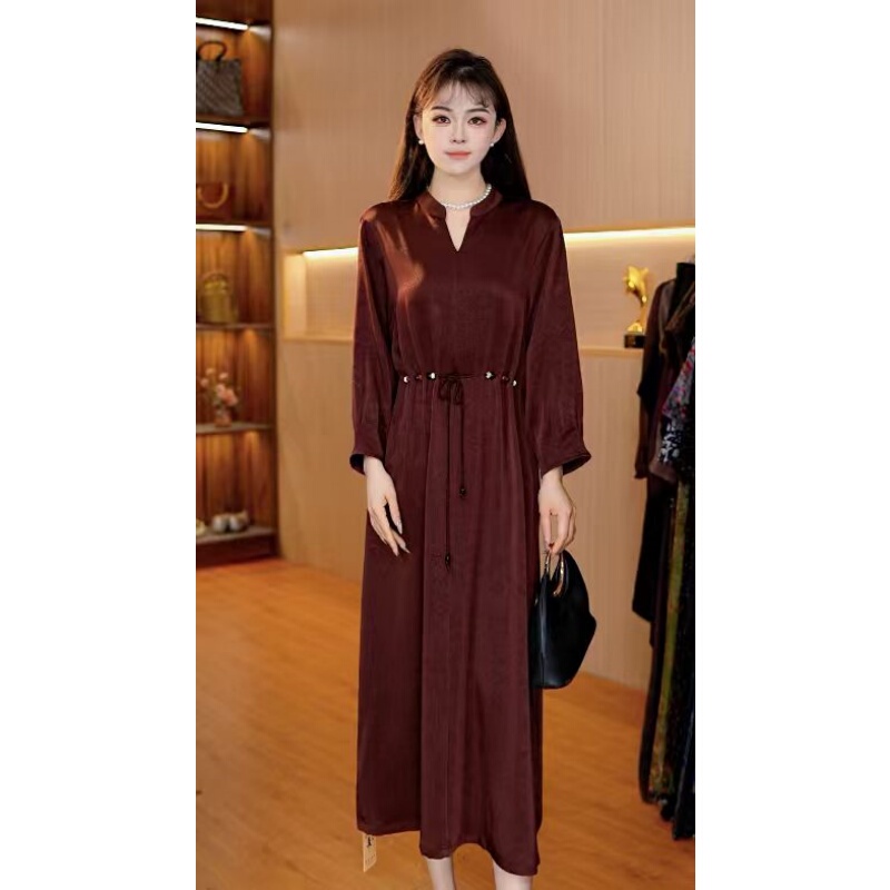 0933-3 New Fashionable and Elegant Dress