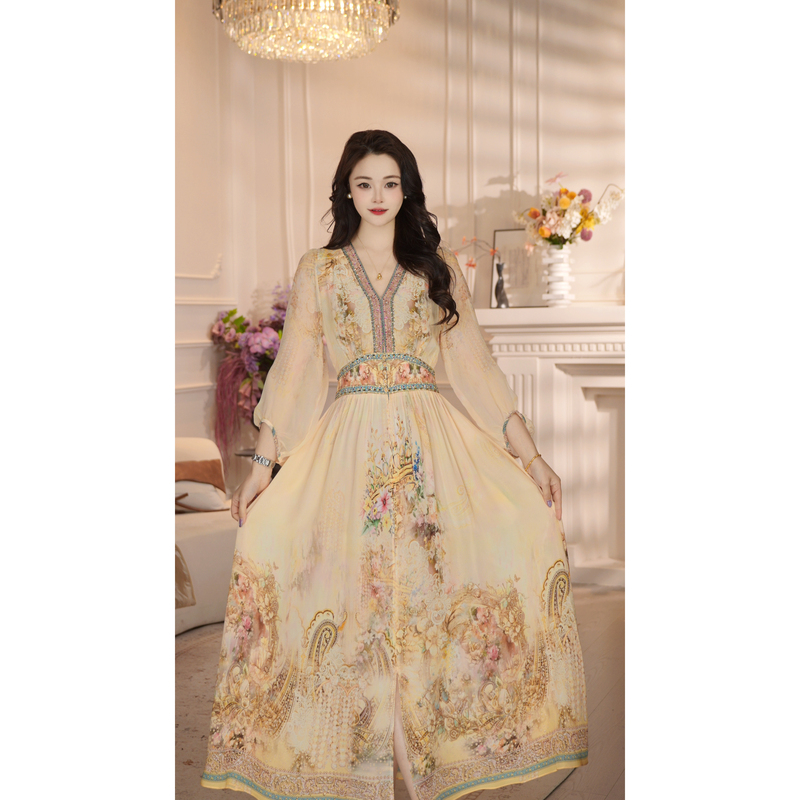 【Pink Mist Garden】 New 26 Cream Yellow Base Vintage Court Style Long Dress, Slimming Waist, Brightening Skin, Vacation Dress