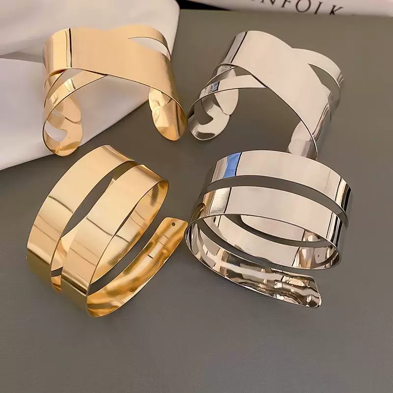 Geometric design bracelet, accessory, European style, trend of season, bright catchy style, light luxury style