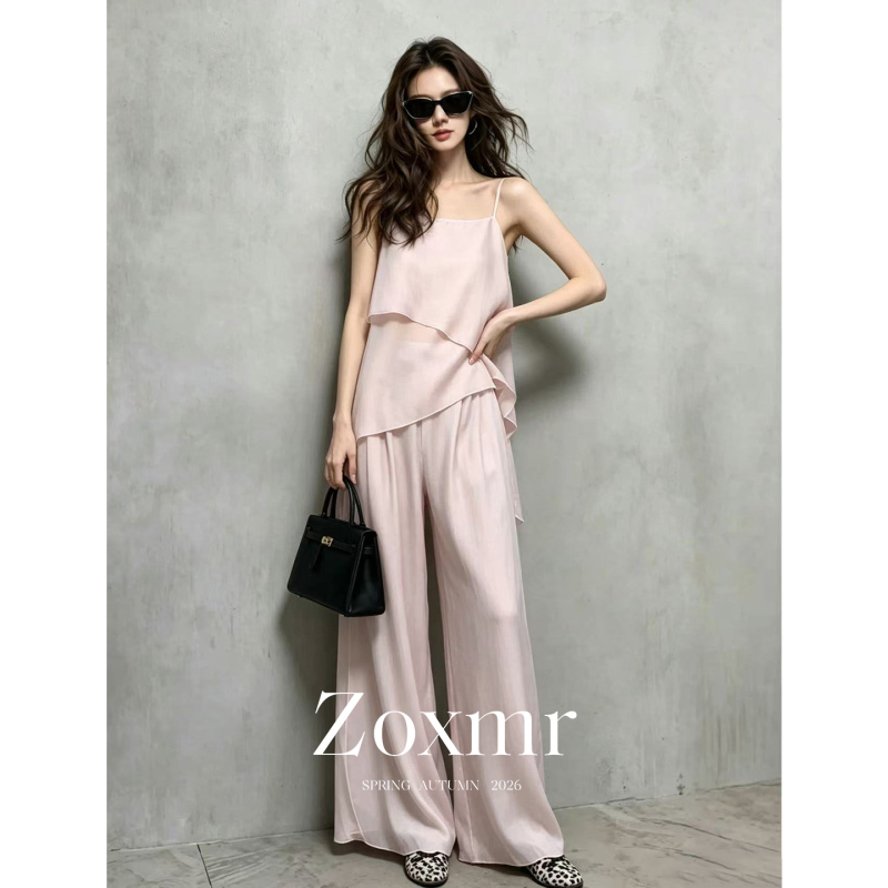 Summer Ootd Beach Outfit: Stunning Korean-Style Relaxed and Laid-Back Irregular Pink Suspender Wide-Leg Skirt Pants Set Summer Ootd Beach Outfit: Stunning Korean-Style Relaxed and Laid-Back Irregular Pink Suspender Wide-Leg Skirt Pants Set