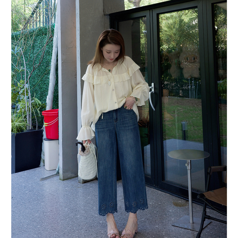 8.8) Blue Big Brother | Hemp Denim Hollow-Out Floral Embroidery Straight-Leg Jeans, Thin Style, Slimming Cropped Pants 0590