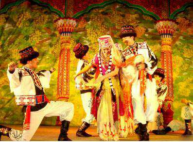 Tatar new ethnic clothing Tajik Tatar ethnic clothing Tao Li cup 56 ethnic clothing custom-made