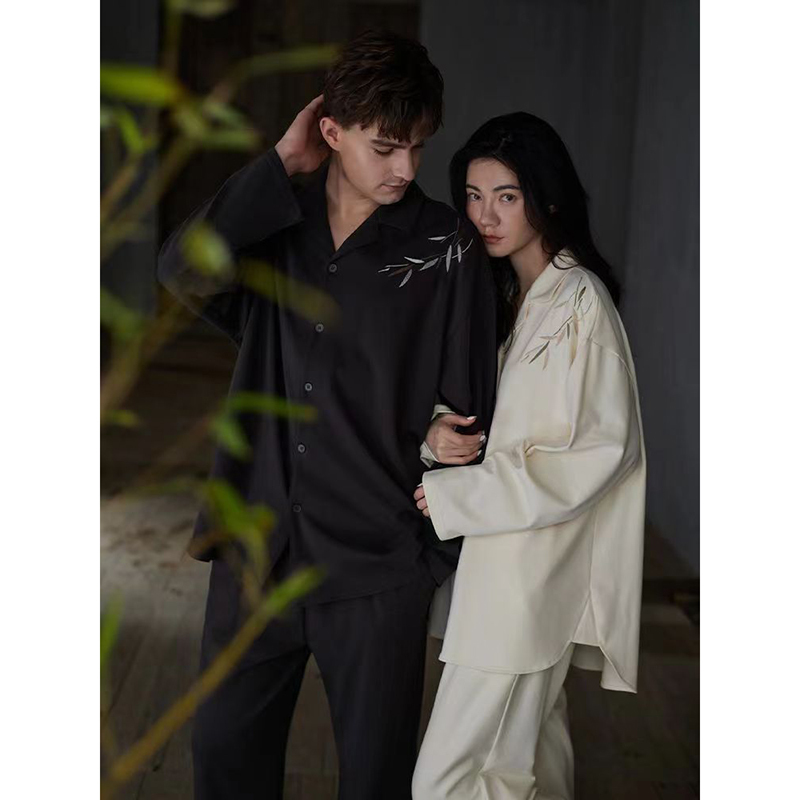 Fat mm 1.0-150kg Extra Large Size Simple Couple Pajamas for Women, New Autumn and Winter Long-Sleeved Loose Home Clothes That Can Be Worn Outside Fat mm 1.0-150kg Extra Large Size Simple Couple Pajamas for Women, New Autumn and Winter Long-Sleeved Loose Home Clothes That Can Be Worn Outside