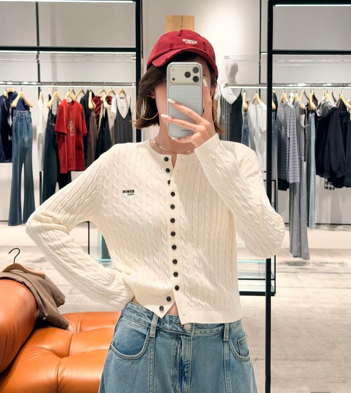 M Brand Knitted Cardigan 2026 Autumn New Fashion Versatile Round Neck Patterned Short Letter Embroidery Top for Women