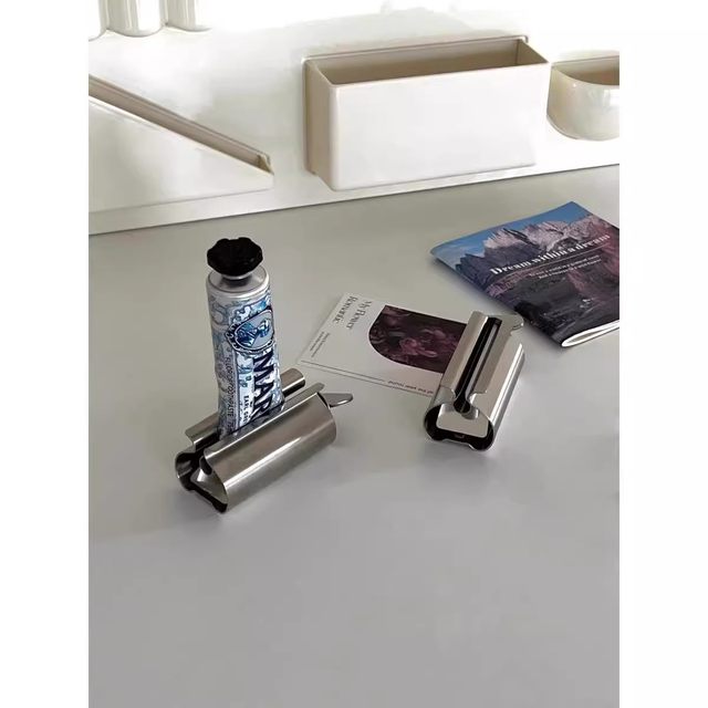 [Large Stainless Steel]Automatic Toothpaste Dispenser Lazy Person's Facial Cleanser Press Toothpaste Clip Toothpaste Squeezer