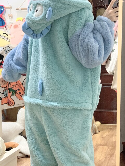 Vockoo Clown Fish Coral Velvet One-Piece Pajamas for Women Fleece-Lined Thickeneded Winter New Home Plush Nightgown