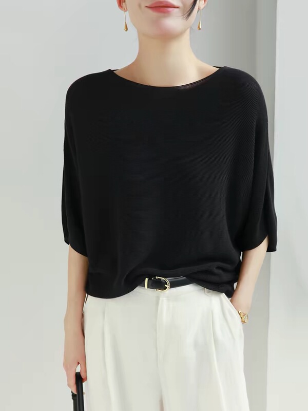 Knitted Mulberry Silk Cashback   One-Line Neckline Short-Sleeved Knitwear
