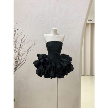 Sexy ຮ້ອນສາວທໍ່ເທິງ, ແອວ slimming ແລະ puffy dress