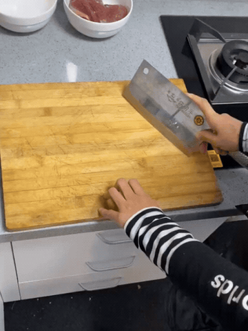 13424769624714296.gif
