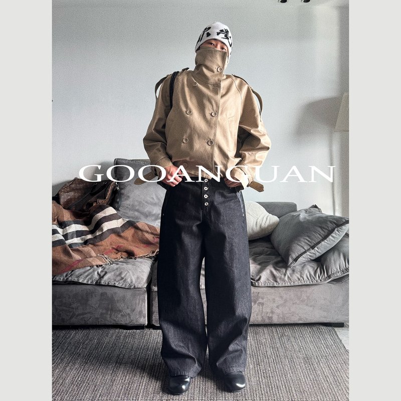 Gu'An Guan Ultra-Short Trench Coat, Autumn and Winter Light Luxury Style Double-Breasted Coat, Windproof Retro Unisex Jacket