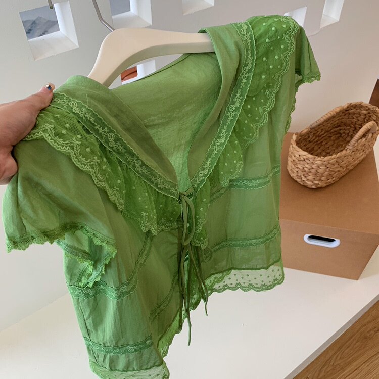 Recommended for Personal Collection~ Gentle Style Green Lace-Trimmed Short Top for Women, Summer Slim-Fit Thin Lace-Up Shirt Recommended for Personal Collection~ Gentle Style Green Lace-Trimmed Short Top for Women, Summer Slim-Fit Thin Lace-Up Shirt