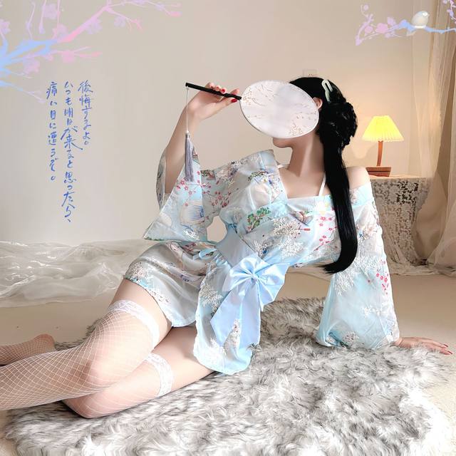 Sexy Japanese cherry blossom kimono hot spring bathrobe temptation pajamas for women summer ice ice silk v-neck printed cos nightgown homewear