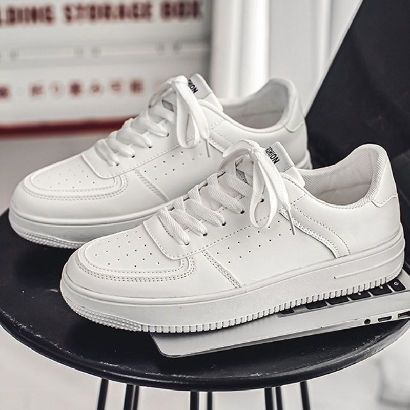 Men's White Sneakers for Autumn, Breathable, Versatile for Teenagers, Sports Shoes, 2025 New Model, Non-Slip, Pure White Casual Sneakers Men's White Sneakers for Autumn, Breathable, Versatile for Teenagers, Sports Shoes, 2025 New Model, Non-Slip, Pure White Casual Sneakers