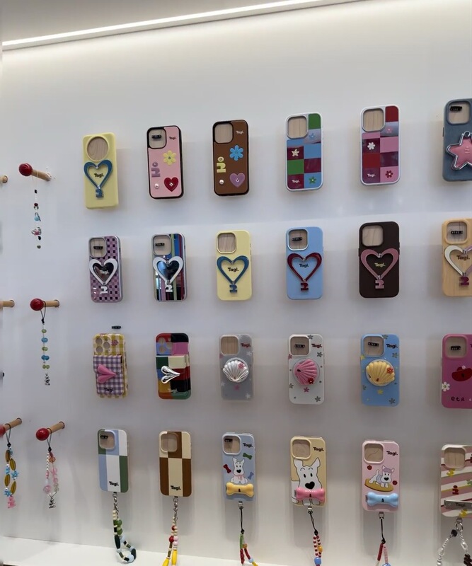 Tagi. "Make People Happy" Metal Stand Leather Heart-Shaped Phone Case with Niche Design Suitable for iPhone Tagi. "Make People Happy" Metal Stand Leather Heart-Shaped Phone Case with Niche Design Suitable for iPhone