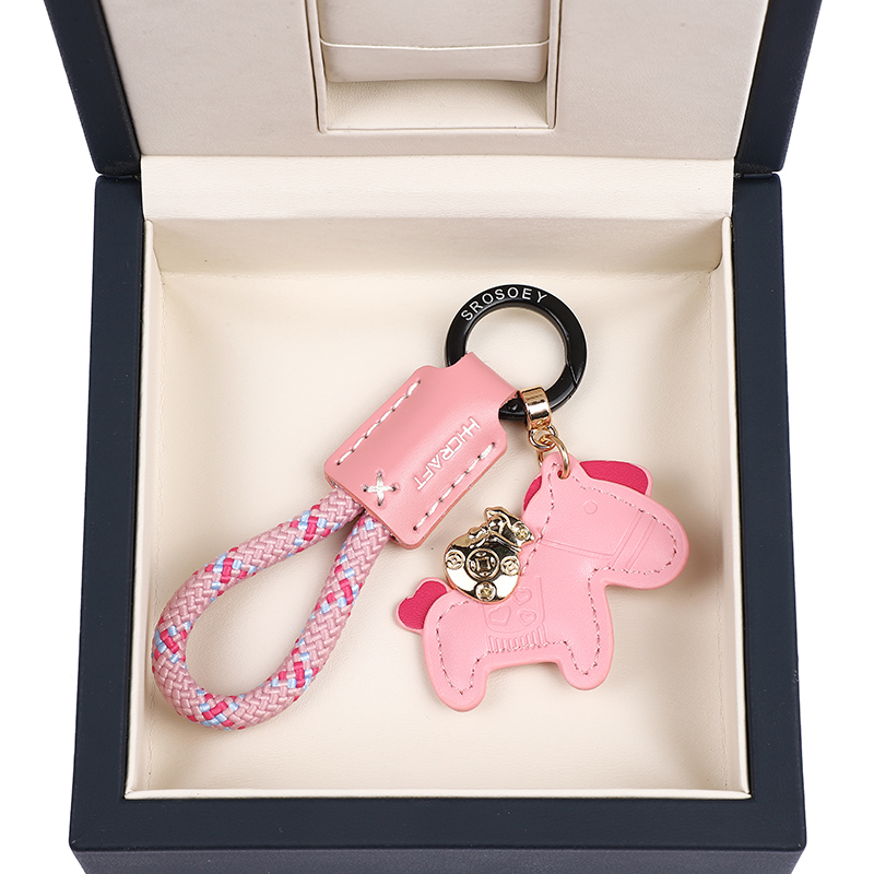 Handmade Cow Leather Car Keychain Pendant, Exquisite and Simple, Personalized for Men and Women, Couple Keychain Strap Handmade Cow Leather Car Keychain Pendant, Exquisite and Simple, Personalized for Men and Women, Couple Keychain Strap