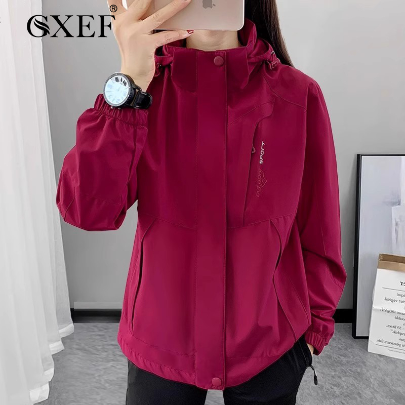 Women's Spring 2026 New Three-In-One Detachable Fleece Windproof Jacket, Mother's Wear, Hiking Jacket Women's Spring 2026 New Three-In-One Detachable Fleece Windproof Jacket, Mother's Wear, Hiking Jacket