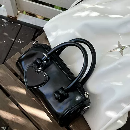 Подушка, сумка на одно плечо, изысканный стиль