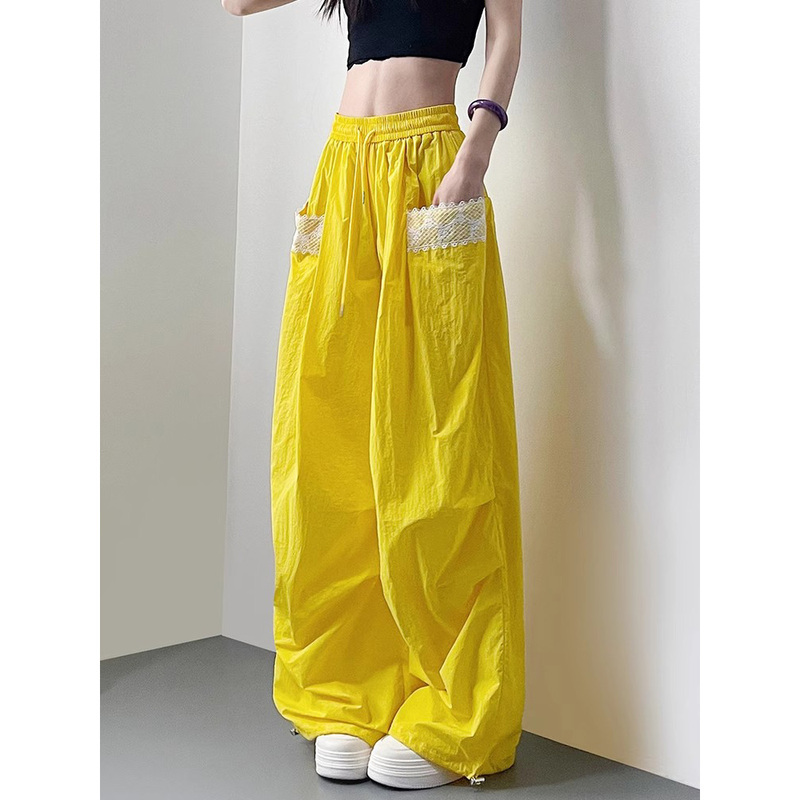 British Dhwa Loose Cargo Pants for Women, Summer 2026 New Fashion Niche Slimming Quick-Drying Lace Wide-Leg Pants Trendy
