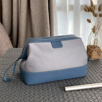 Bag Large Capacity Waterproof Portable Containing Handbag Makeup Bag for Japanese travel abroad mens clothing toiletries