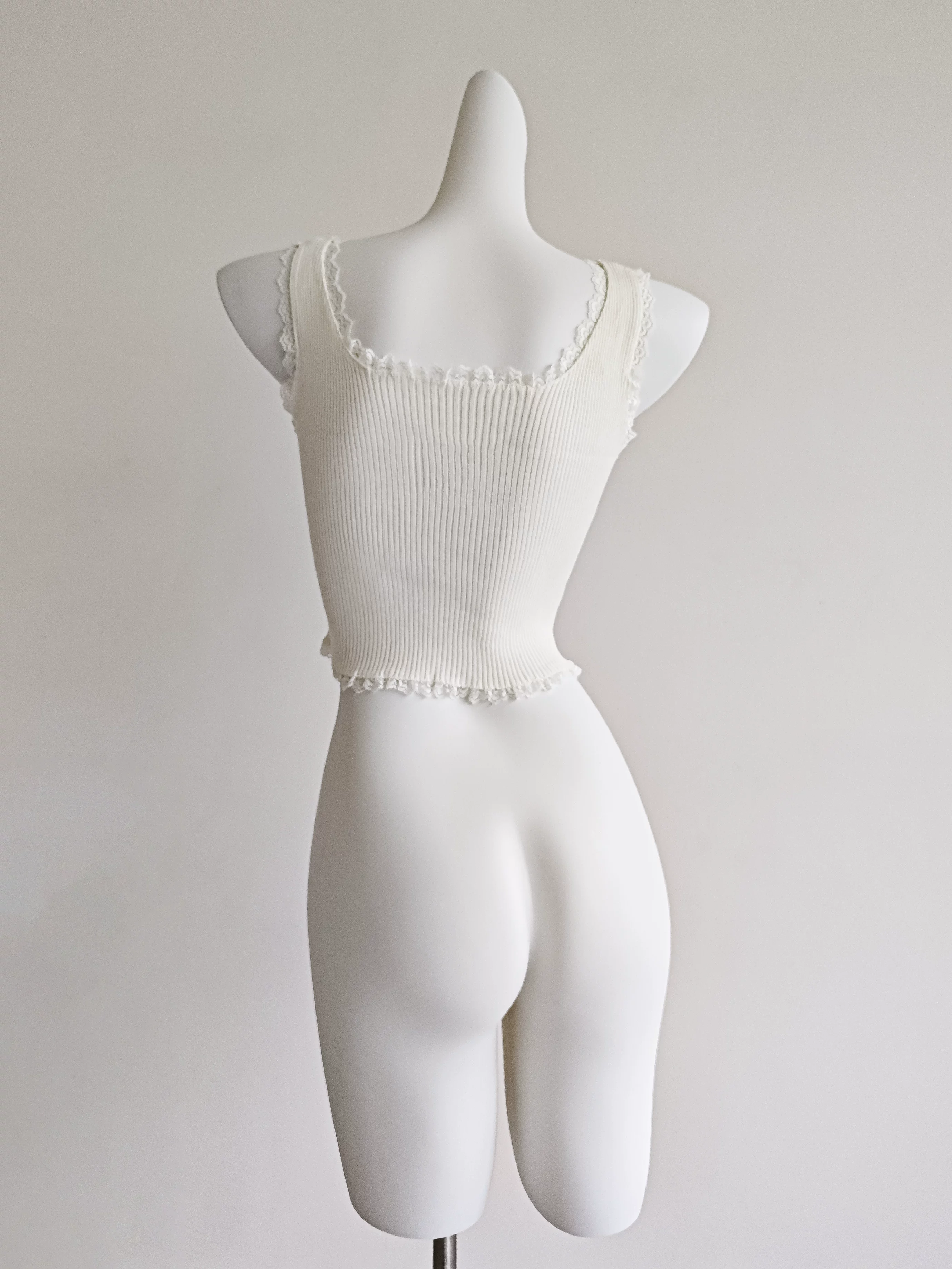 White lace underwear as outerwear, top with cups, tank top, summer clothing, short T-shirt sleevless, beautiful back