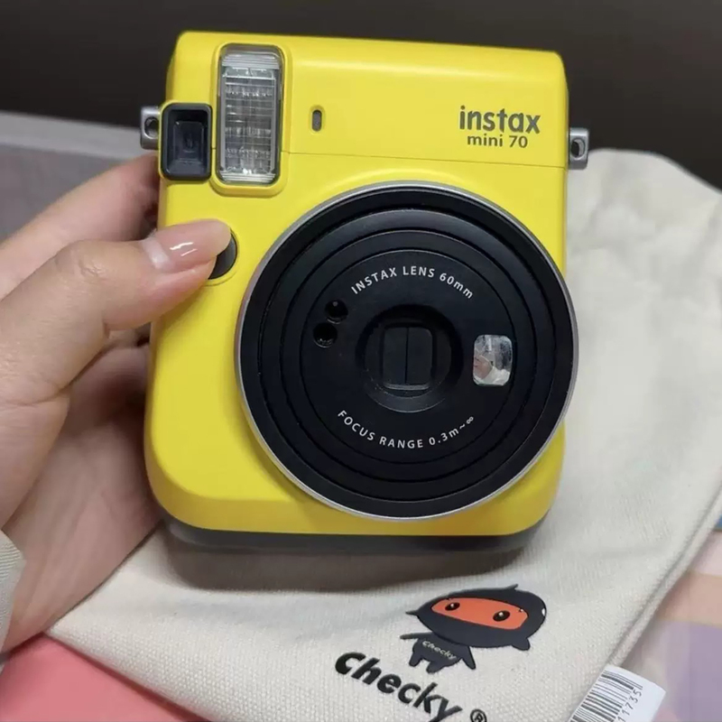Genuine Fuji Instax Mini70/50S Instant Camera Green Retro One-Shot Imaging Official Standard Configuration