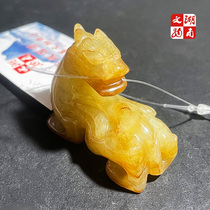 Ming Dynasty style Hetian jade looking back beast hand piece ancient jade old antique jade collection