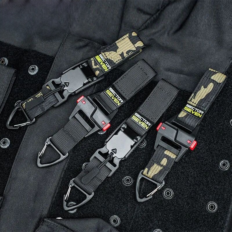 7Th District Firefighting Glove Clip Tactical Triangle Quick Release Buckle Belt Hook Keychain Firefighting Glove Hook