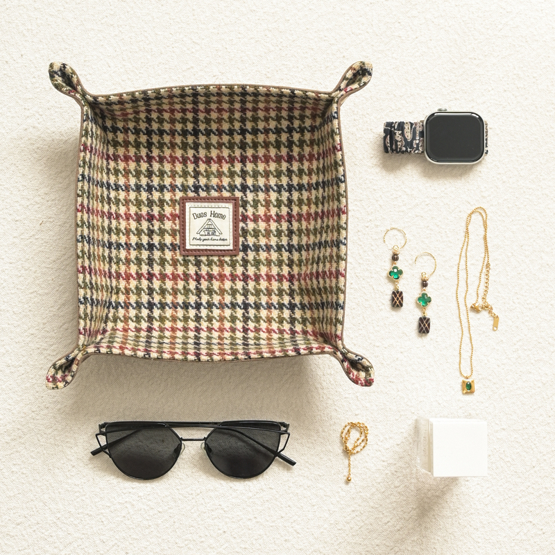 Desktop Entryway Storage Box, Vintage Plaid High-End Coffee Table Decoration, Jewelry, Handicrafts, Bracelets, Key Tray, Storage Tray