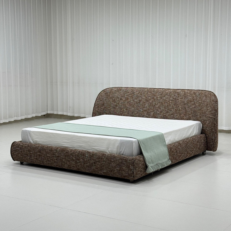 Sedona Moroso Italian Minimalist Designer Trendy Home Master Bedroom Cotton and Linen Fabric Double Bed Sedona Moroso Italian Minimalist Designer Trendy Home Master Bedroom Cotton and Linen Fabric Double Bed