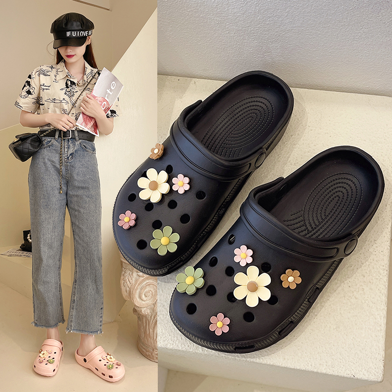 British Dhwa Flower Clogs for Women, New Summer Style, Non-Slip Closed-Toe Half-Slippers, Fashionable Flat Sandals
