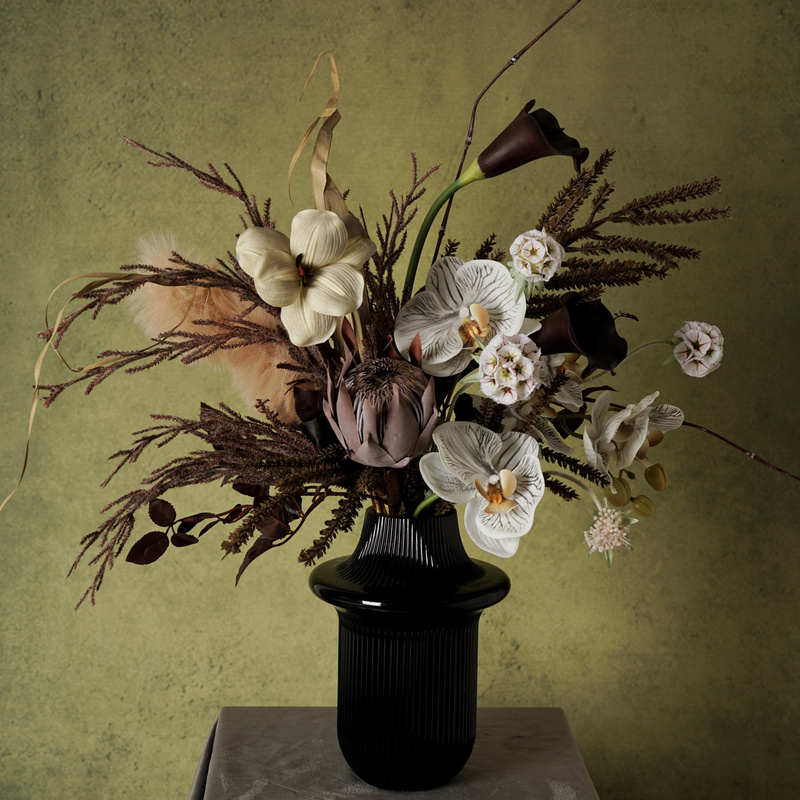 Light Luxury Dark Black Floral Art Modern Artificial Flower Arrangement Model Room Living Room Home Soft Decoration Furnishings