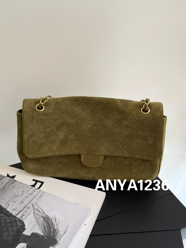 Triangle C/26S Cf Maxi Suede Quilted Chain Handbag Single Shoulder Crossbody Leisurely Commute Women's Bag Triangle C/26S Cf Maxi Suede Quilted Chain Handbag Single Shoulder Crossbody Leisurely Commute Women's Bag