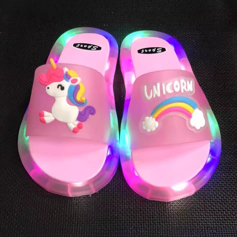 Children's Slippers with Lights for Night Market, Cartoon Cute Internet Celebrity Style, Summer Boys and Girls Baby Beach Shoes, Non-Slip Indoor and Outdoor