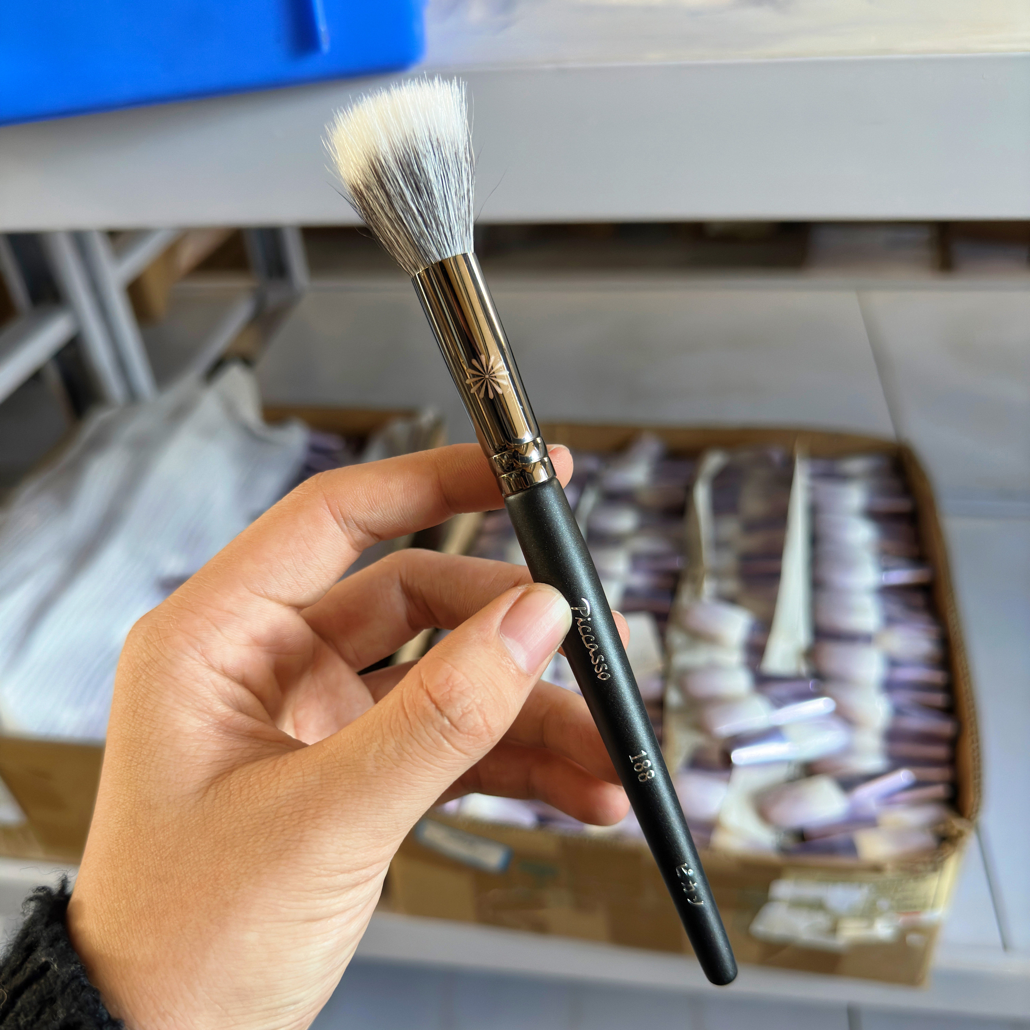 毕加索188大号点彩刷值得买吗？13.9元能买到什么品质？_化妆刷_淘宝美妆网