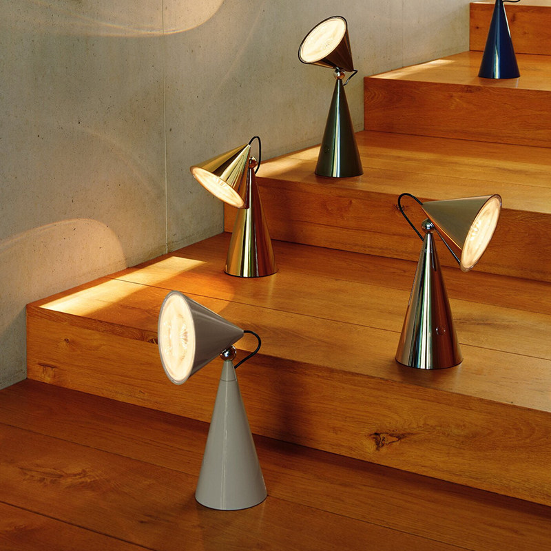 British Tom Dixon Pose Table Lamp |    Designer Hotel Study Model Room Living Room Bedroom Bedside Lamp
