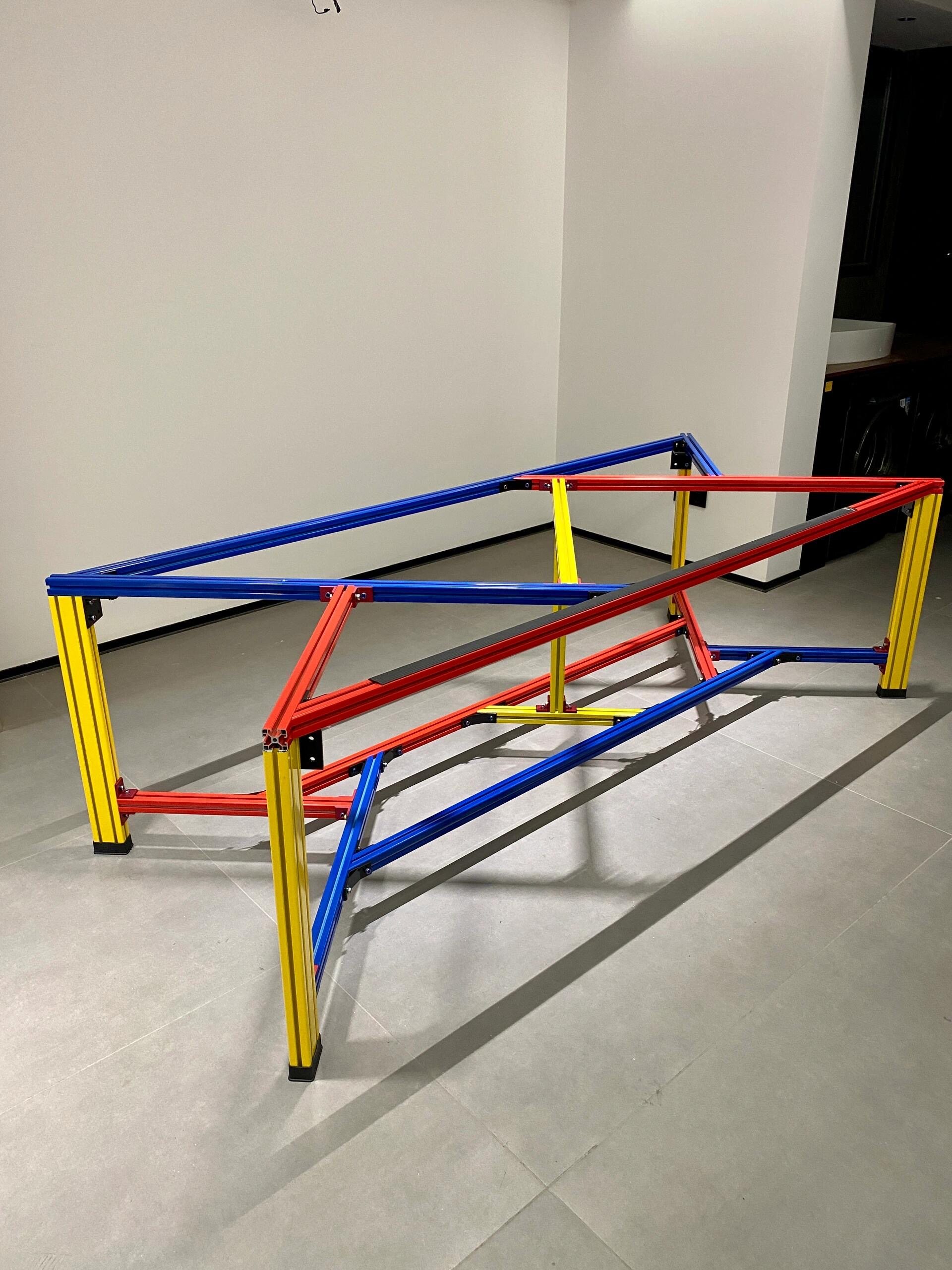 简约铝型材会议桌选型：如何挑选最适合的2025智能化办公家具?