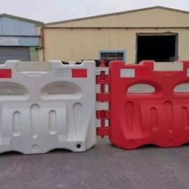 Hong Kong high-quality plastic large water horse anti-collision isolation pier water horse fence water injection guardrail fence