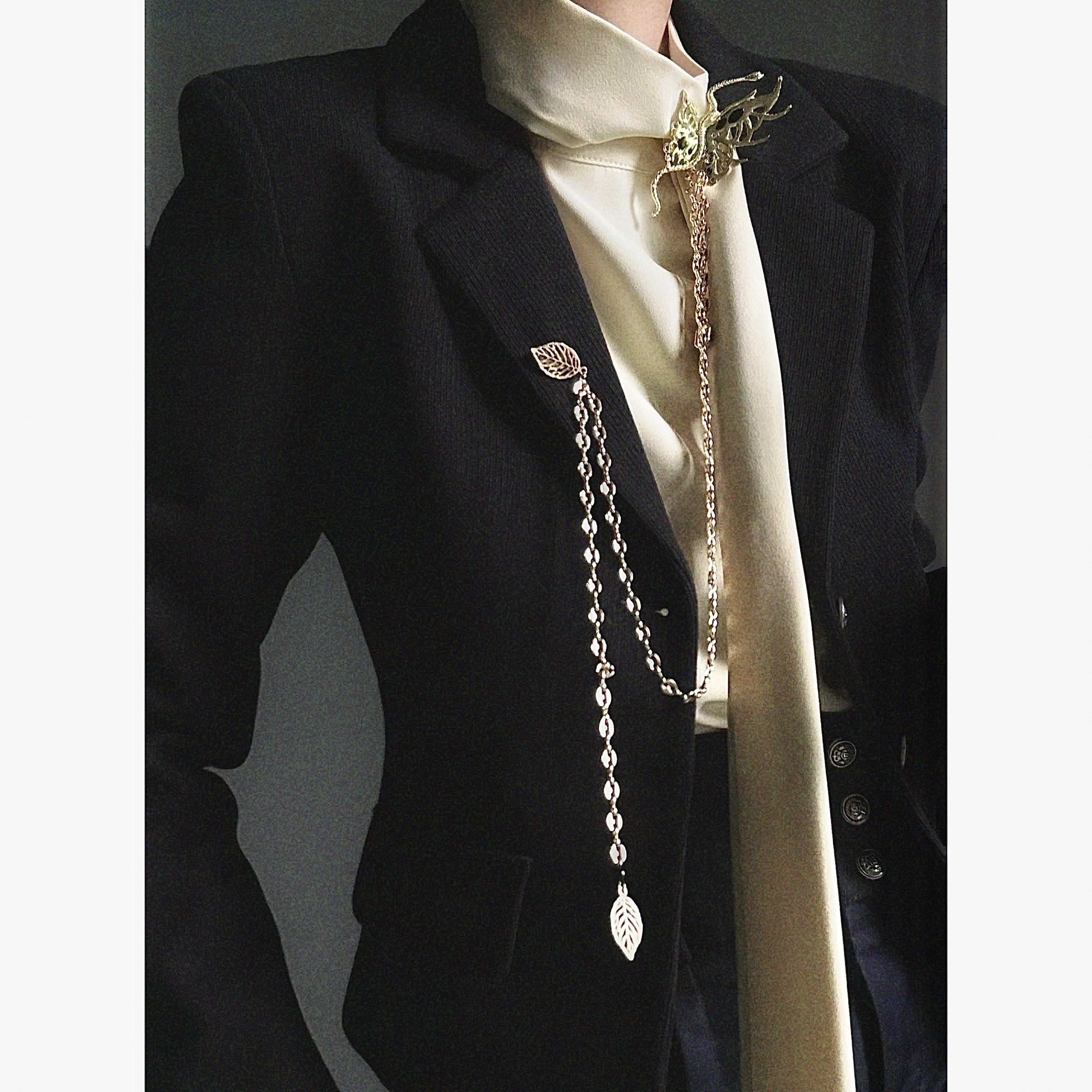 ASAE Vintage Gold Butterfly Chain Corsage with Tassel Brooch - A High-End Accessory