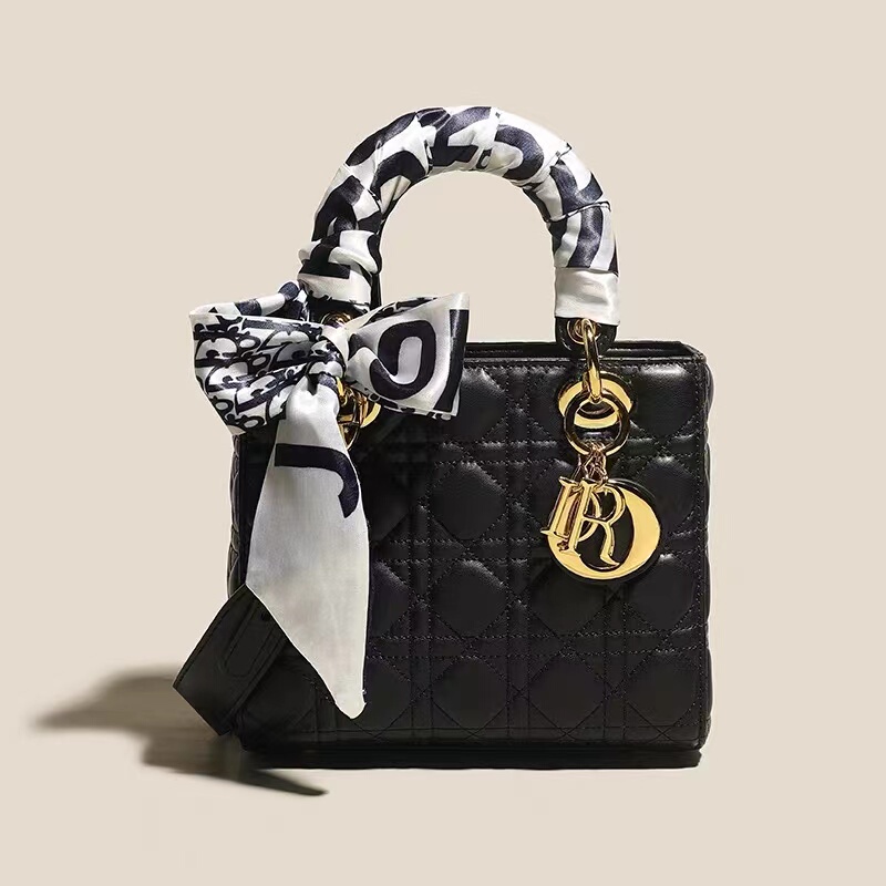 Hong Kong Exclusive Genuine Women's Bag 2026 New Model Genuine Leather Luxury Fashion Sheepskin Princess Diana Bag Single Shoulder Handbag for Women