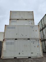 Various standard shipping containers for sale in Shenzhen