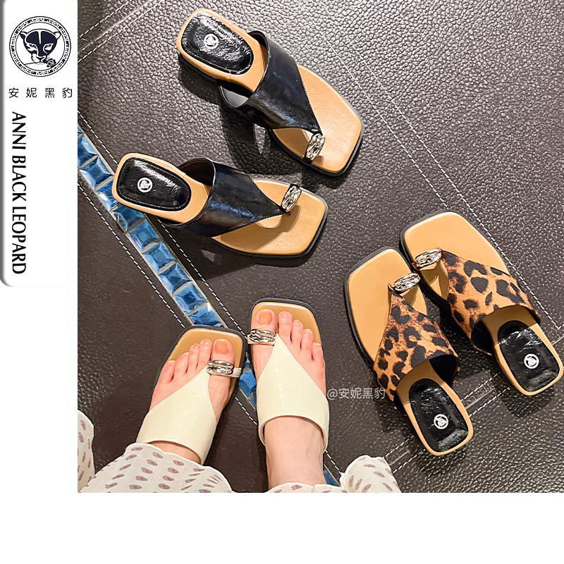 Annie Black Panther Square-Toe Flip-Flops for Women, New Summer Style, Outdoor Beach Wedge Sandals with a High-End Feel, Versatile and Stylish