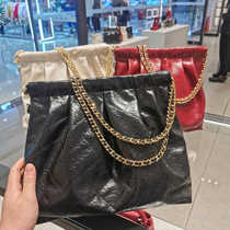 CHARLES&KEITH Wandering Bag Small CK2-40671449 Large Capacity Child-Mother Chain Garbage Bag Womens Wedding Bag