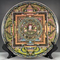 Collection of antiques antique porcelain second-hand goods and old objects. Pastel Tibetan Thangka Buddha statues made during the Qianlong reign of the Qing Dynasty.